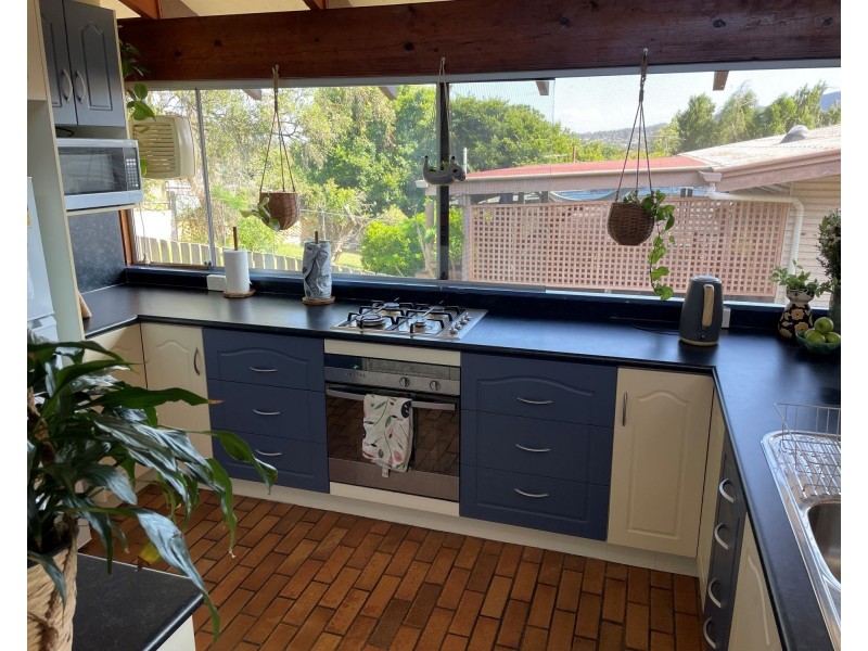 10 Violet Street, Everton Hills QLD 4053