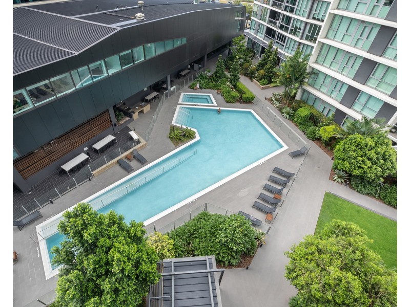 10505/8 Harbour Road, Hamilton QLD 4007