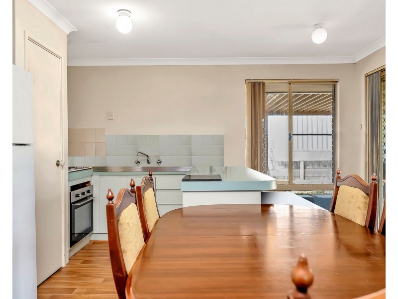 68 Perham Cres, Leda WA 6170