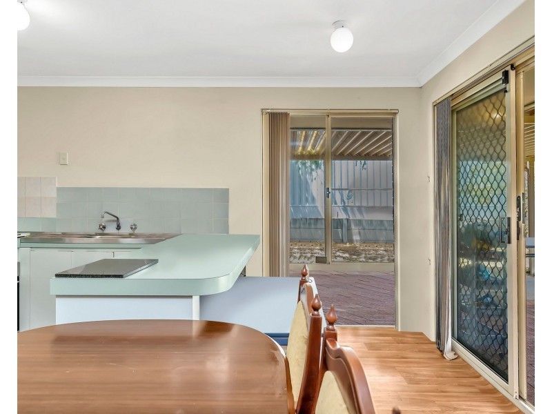 68 Perham Cres, Leda WA 6170