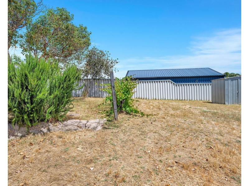 68 Perham Cres, Leda WA 6170