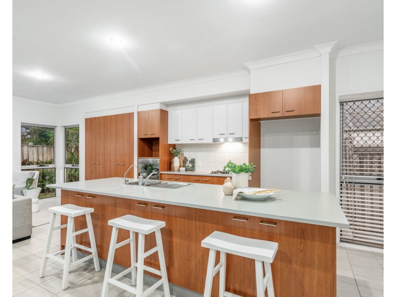 51 Yarra Road, Wakerley QLD 4154
