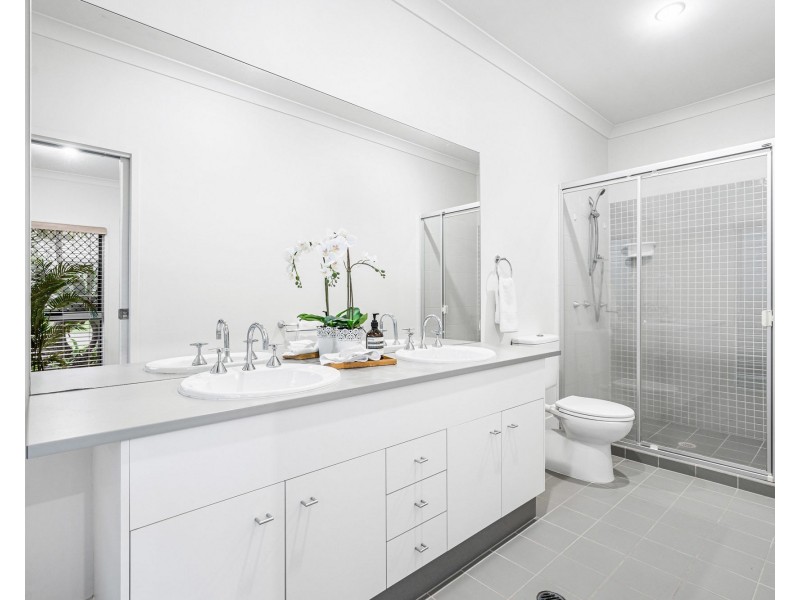 51 Yarra Road, Wakerley QLD 4154