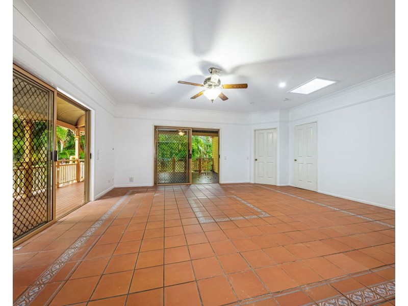 16 Janderra Street, Buderim QLD 4556