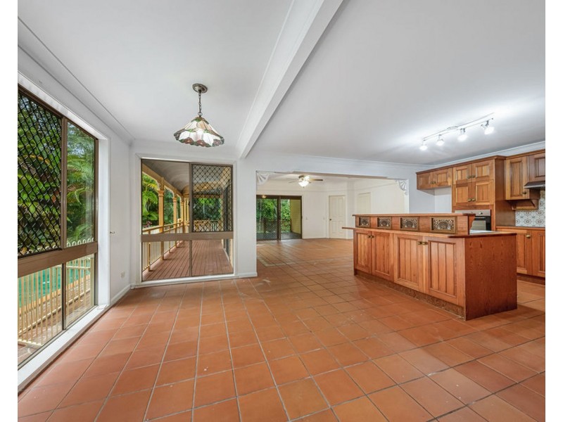 16 Janderra Street, Buderim QLD 4556