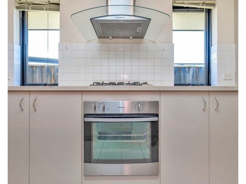 15 Marsdenia Road, Halls Head WA 6210