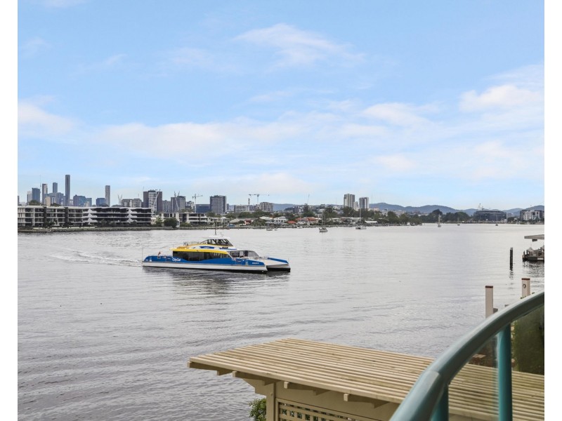 32/29 Harbour Road, Hamilton QLD 4007