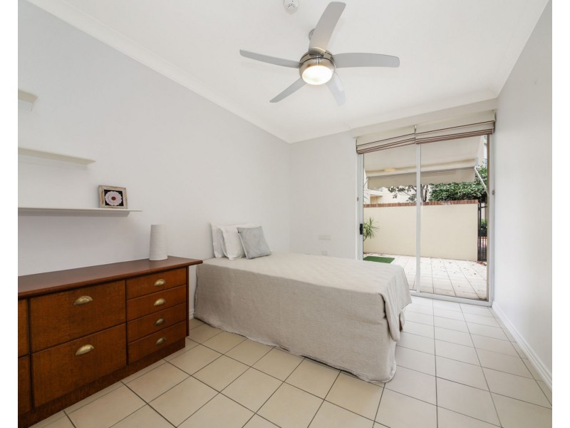 32/29 Harbour Road, Hamilton QLD 4007