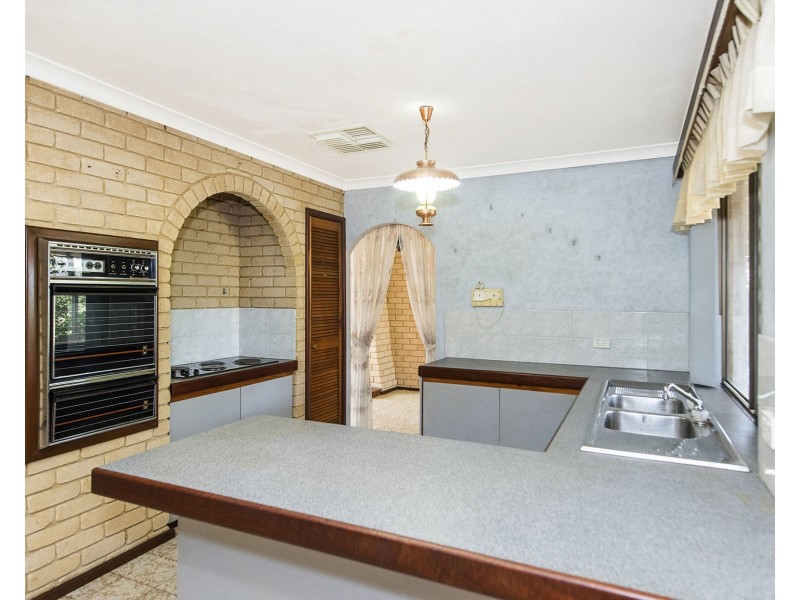 25 Keston Place, Gosnells WA 6110