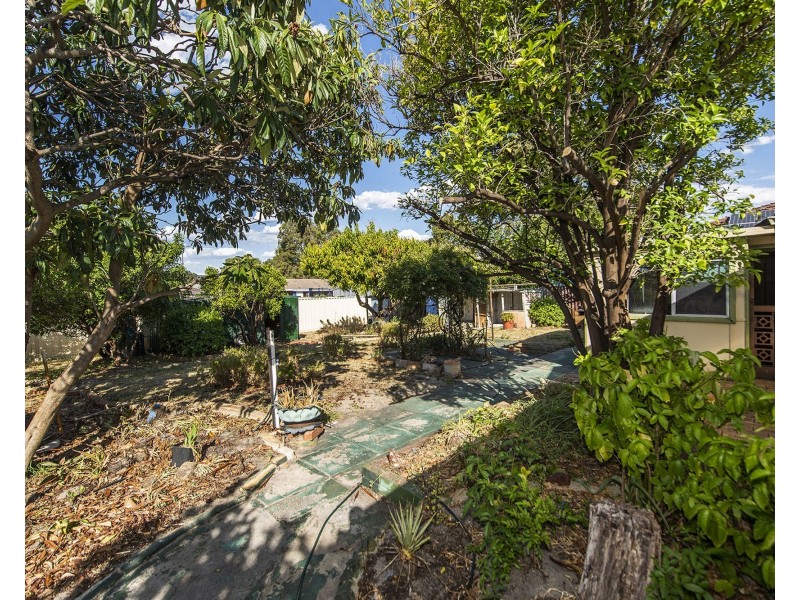 25 Keston Place, Gosnells WA 6110