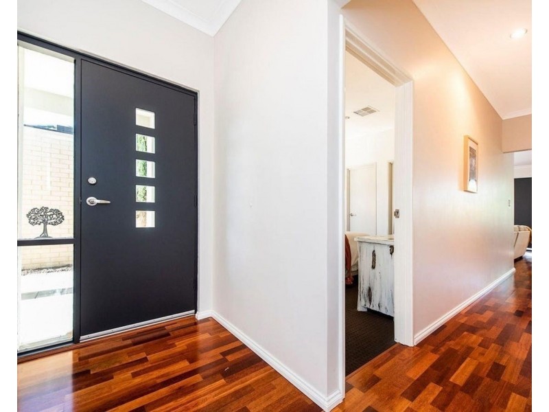 10 Larkhall Way, Butler WA 6036