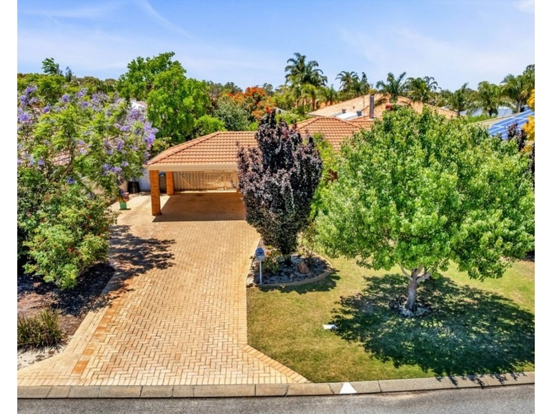 14 Crowthorn Cross, Erskine WA 6210