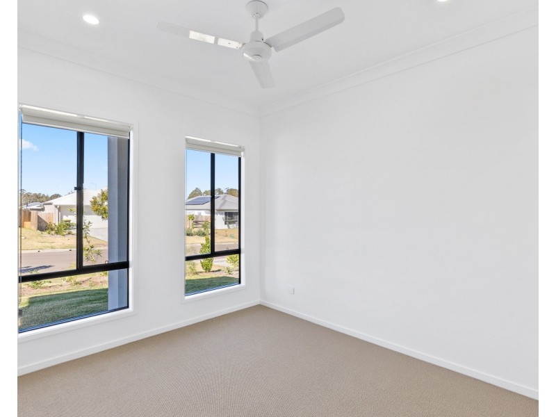 5 Bruce Street, Gleneagle QLD 4285