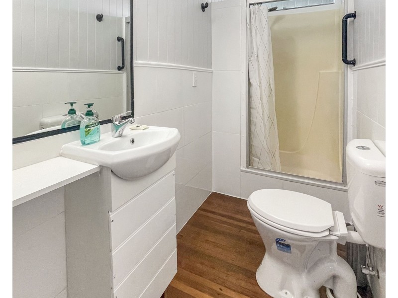 5B Wynne Pde, Maryborough QLD 4650