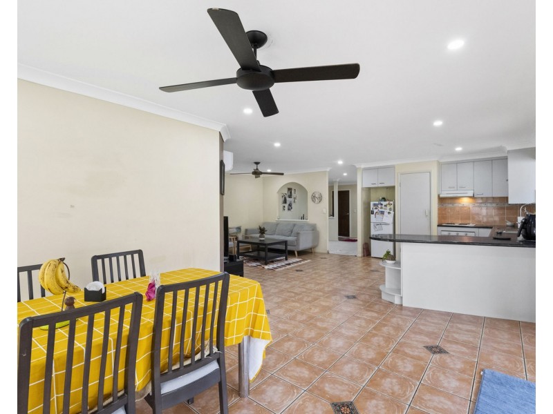 215 Dorville Road, Carseldine QLD 4034