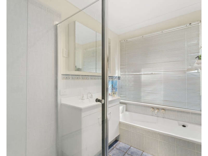 215 Dorville Road, Carseldine QLD 4034