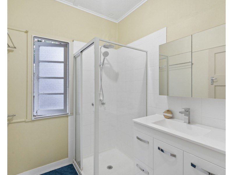 27 Hawthorne Street, Enoggera QLD 4051