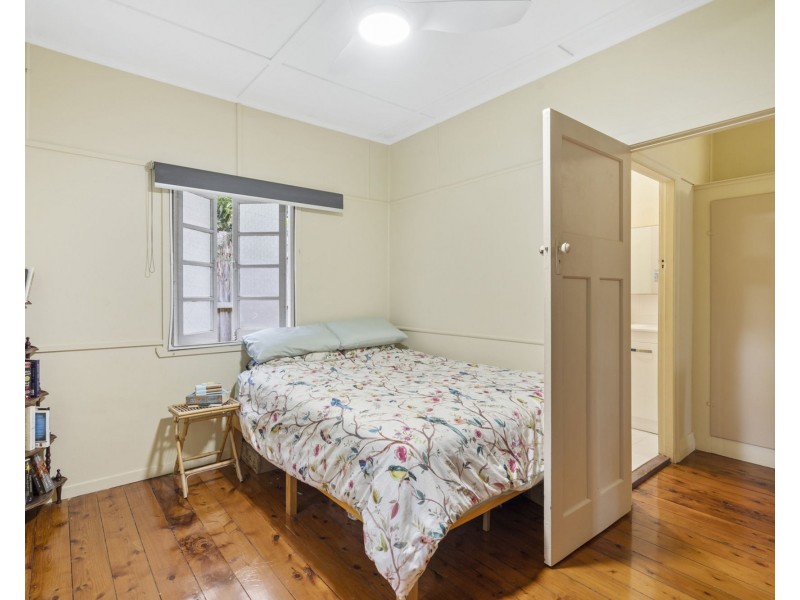 27 Hawthorne Street, Enoggera QLD 4051