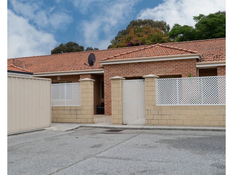 2/11 Sheoak Road, Maddington WA 6109