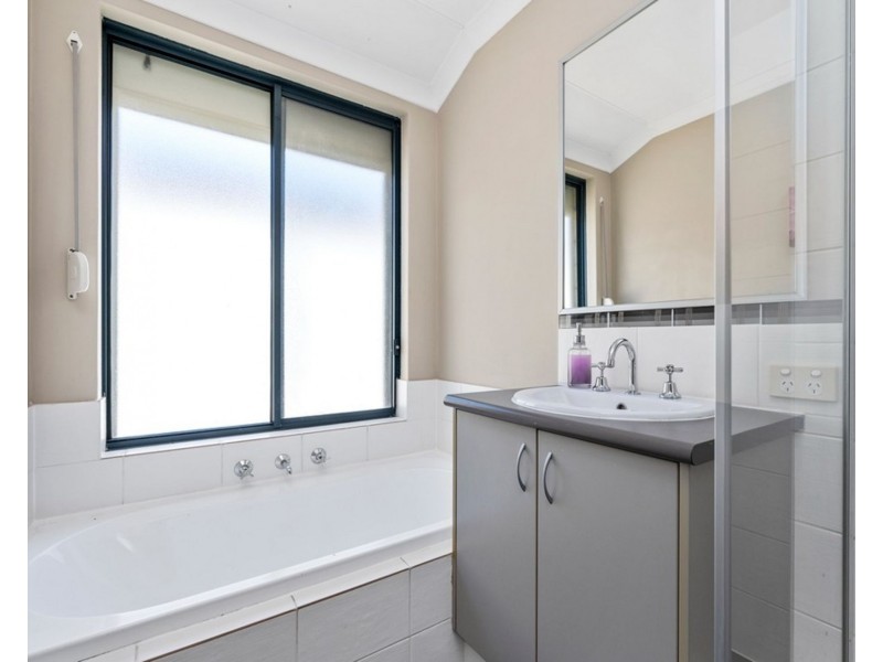 12 Tenterden Way, Baldivis WA 6171