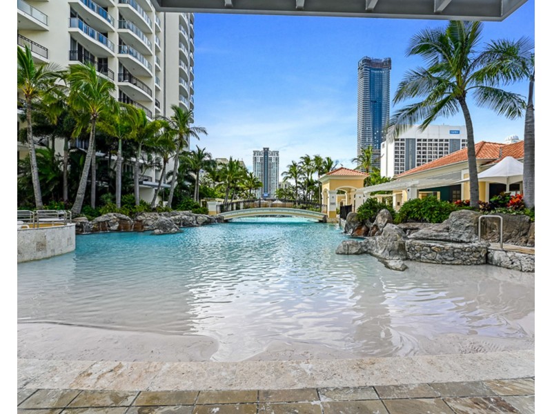 2073/23 Ferny Ave, Surfers Paradise QLD 4217