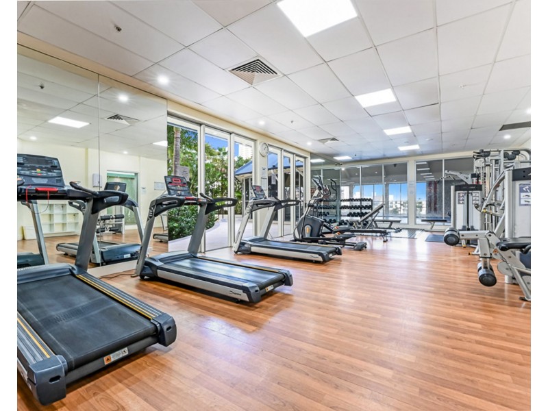 2073/23 Ferny Ave, Surfers Paradise QLD 4217