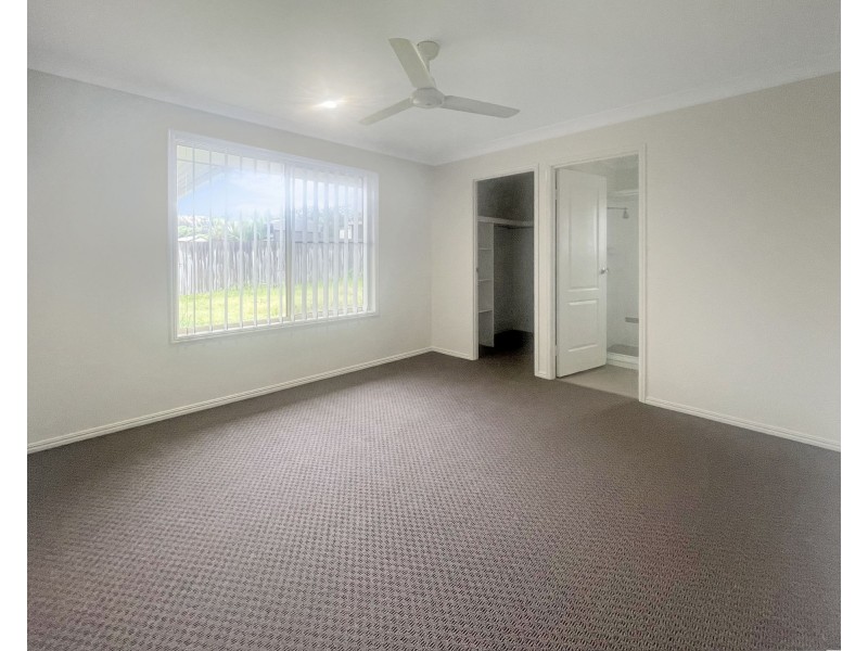 49 Moonstone Drive, Urangan QLD 4655