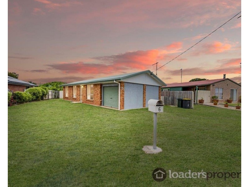 6 Young Street, Burnett Heads QLD 4670