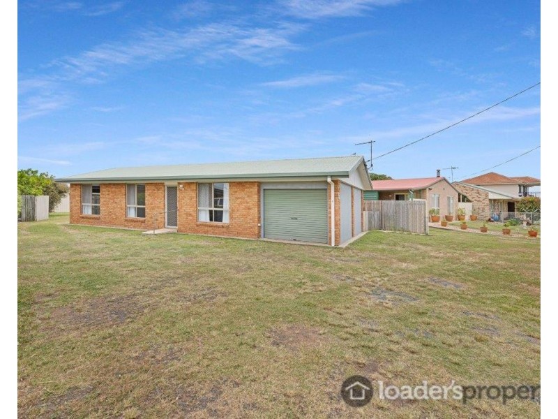 6 Young Street, Burnett Heads QLD 4670