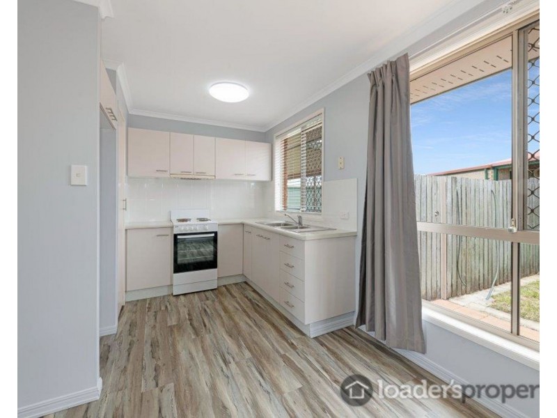 6 Young Street, Burnett Heads QLD 4670