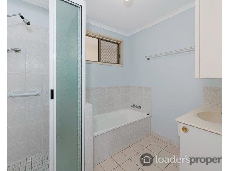 6 Young Street, Burnett Heads QLD 4670