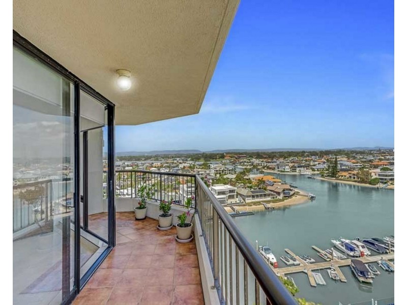 56/5 Admiralty Drive, Paradise Waters QLD 4217