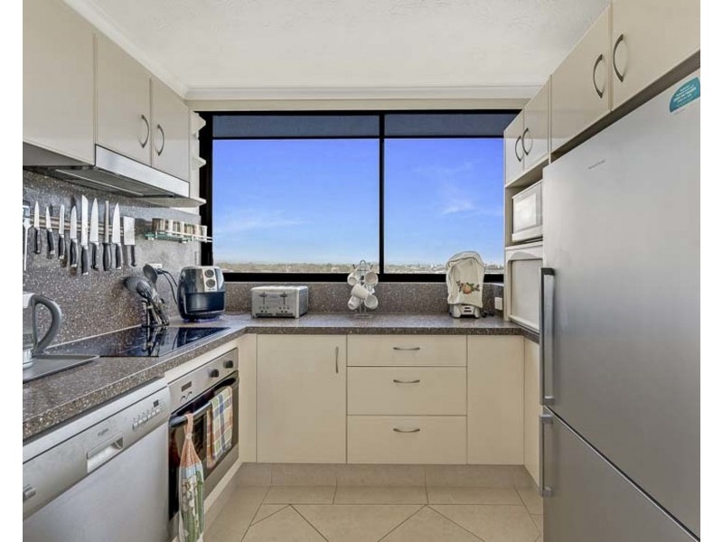 56/5 Admiralty Drive, Paradise Waters QLD 4217
