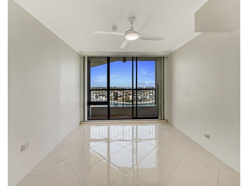 56/5 Admiralty Drive, Paradise Waters QLD 4217