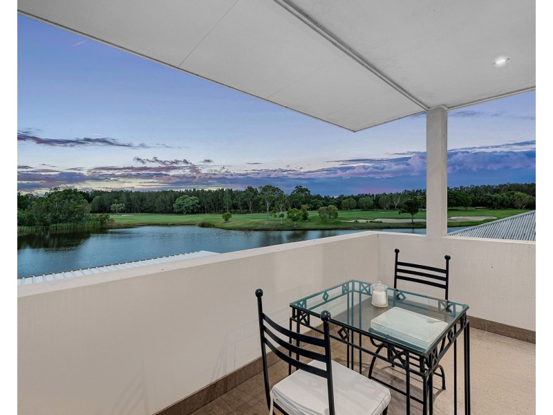 10 Nicklaus Court, Merrimac QLD 4226