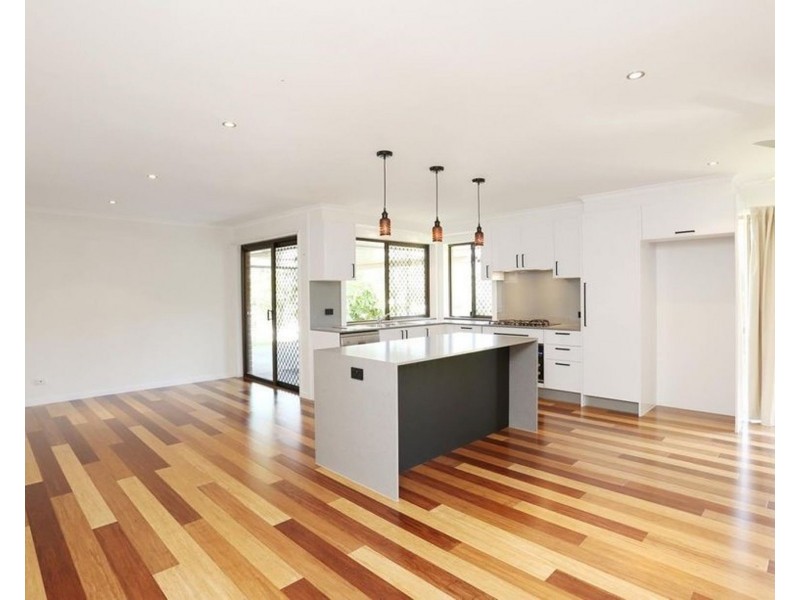 8 Fairview Close, Bli Bli QLD 4560