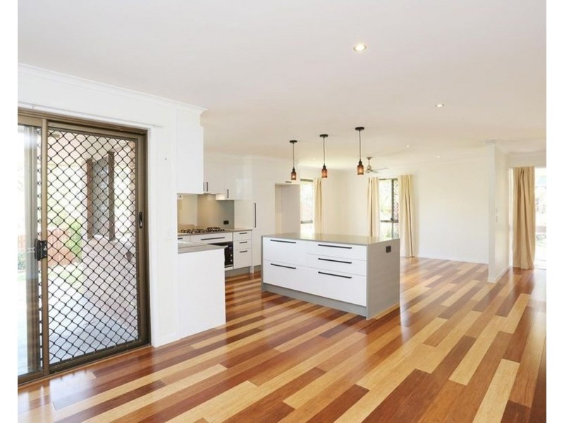 8 Fairview Close, Bli Bli QLD 4560