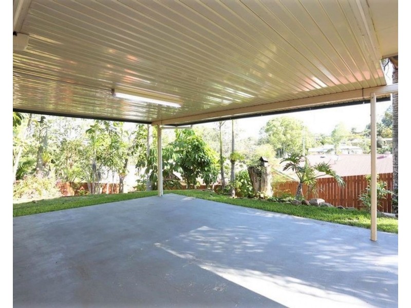 8 Fairview Close, Bli Bli QLD 4560