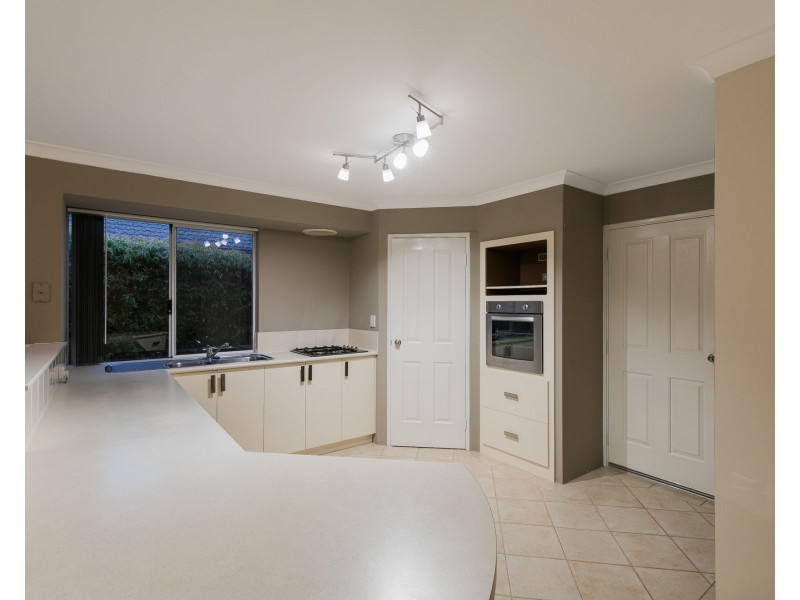 13 Brackendridge Ramble, Meadow Springs WA 6210
