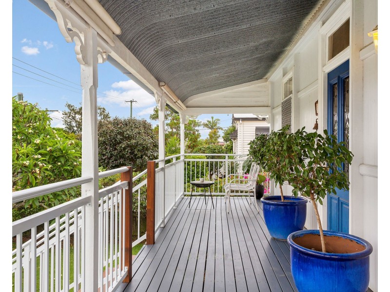 25 Alexandra Street, Booval QLD 4304