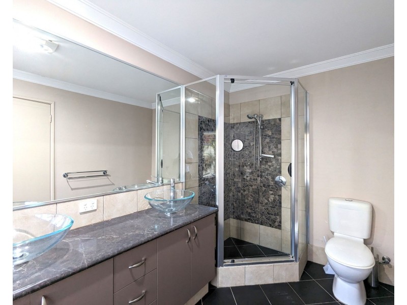 2 Monroe Turn, Success WA 6164