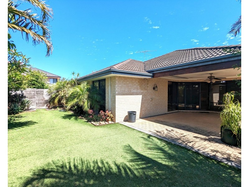 2 Monroe Turn, Success WA 6164