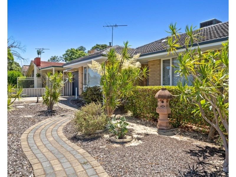 49 Walgreen Crescent, Calista WA 6167