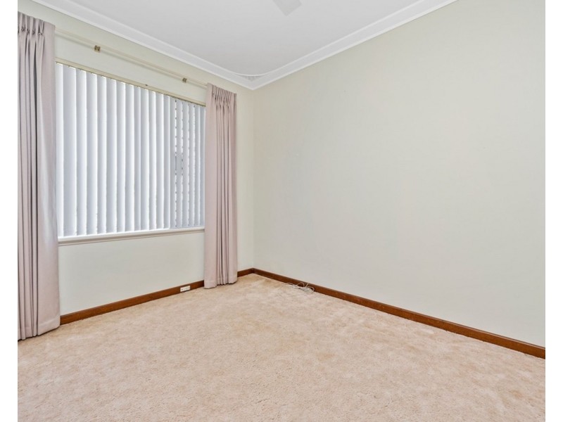 49 Walgreen Crescent, Calista WA 6167