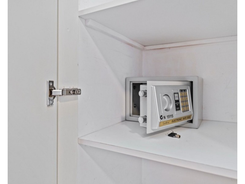 49 Walgreen Crescent, Calista WA 6167