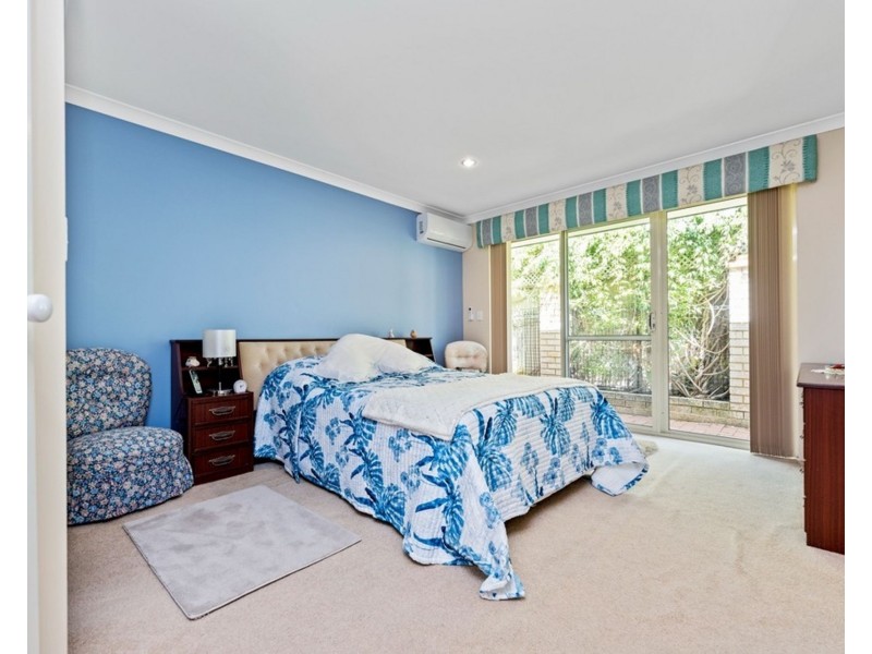 4 Alston Close, Waikiki WA 6169