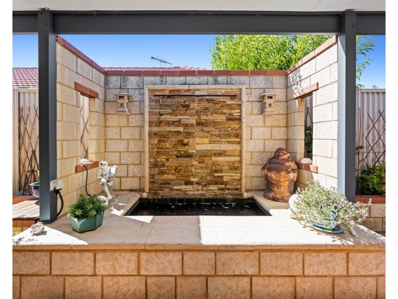 4 Alston Close, Waikiki WA 6169