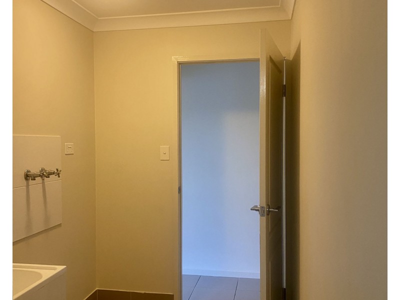 5 Robinia Court, Morayfield QLD 4506