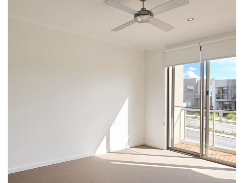 133 Spring Mountain Boulevard, Spring Mountain QLD 4124