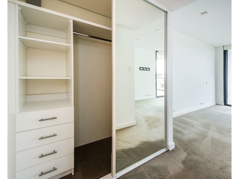 W304/70 Canning Beach Road, Applecross WA 6153